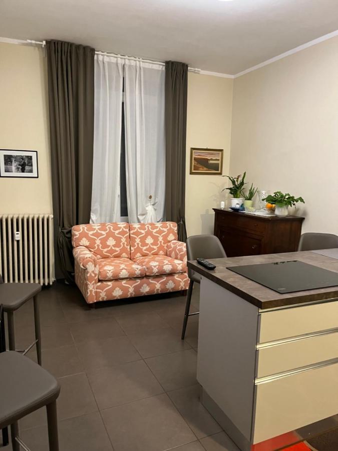 Casa Silli Lägenhet Pinerolo Exteriör bild