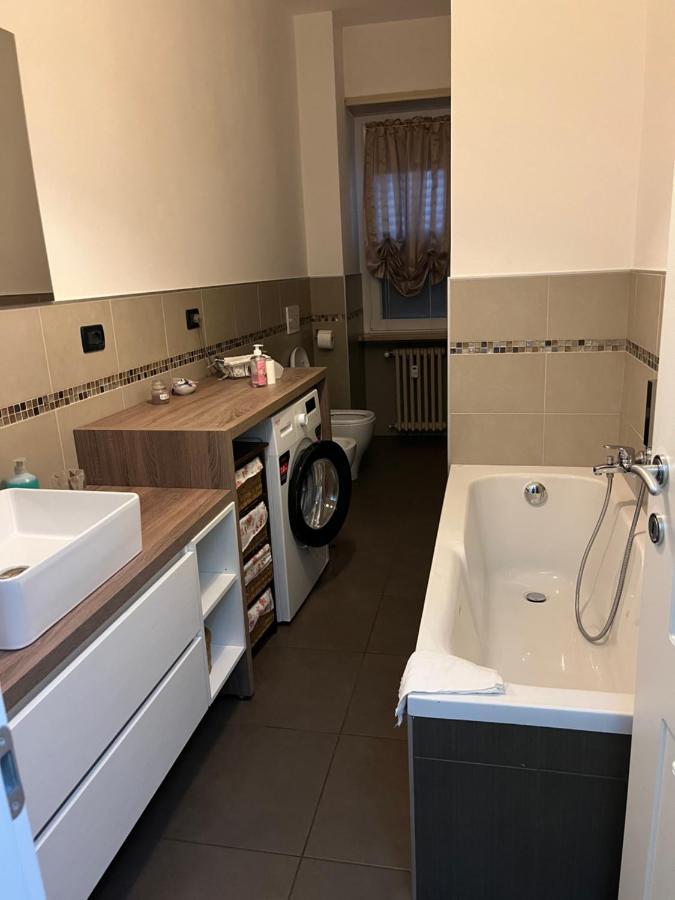 Casa Silli Lägenhet Pinerolo Exteriör bild